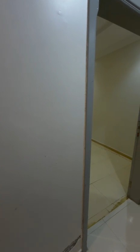scaled_1000023626